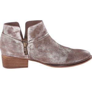 Anthropologie Seychelles Snare Ankle booties in Pewter
